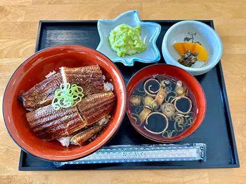 うな丼とずんだ餅セット